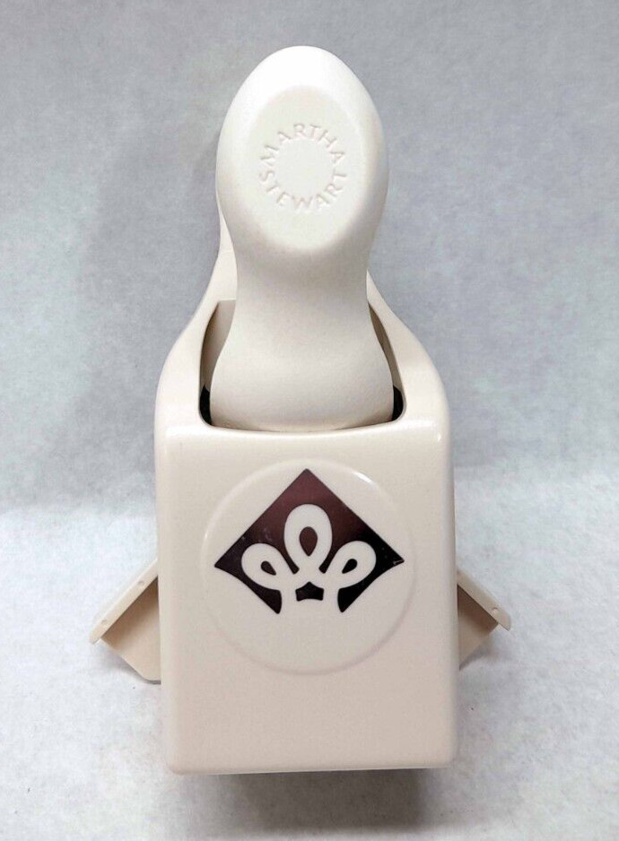 LOOP EDGE CORNER PUNCH - Martha Stewart