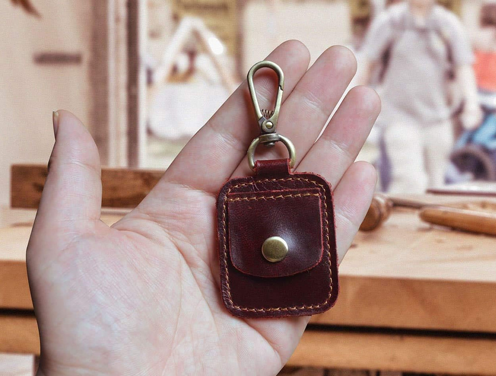 AA Medallion or Coin Holder, Leather Key Chain Snap Open Leather Case (Reddish B
