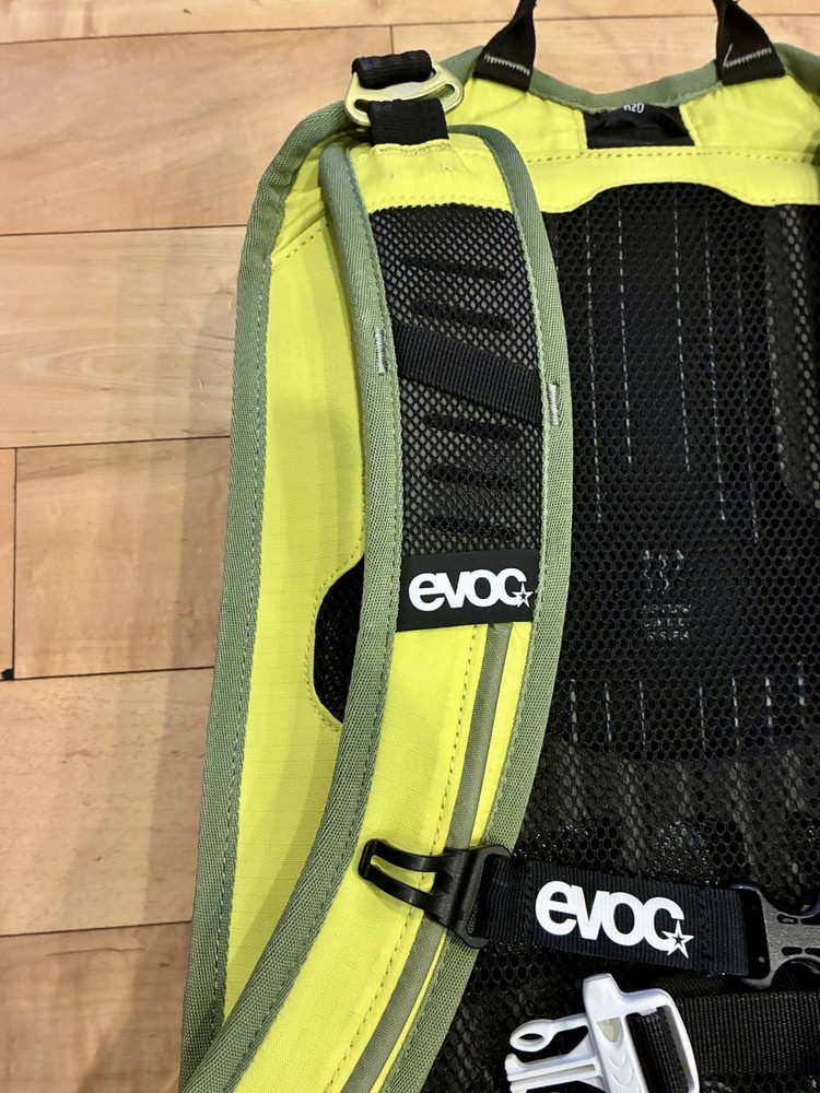 Evoc Stage 12L Hydration Backpack Yellow With Deuter Bladder Cycling !