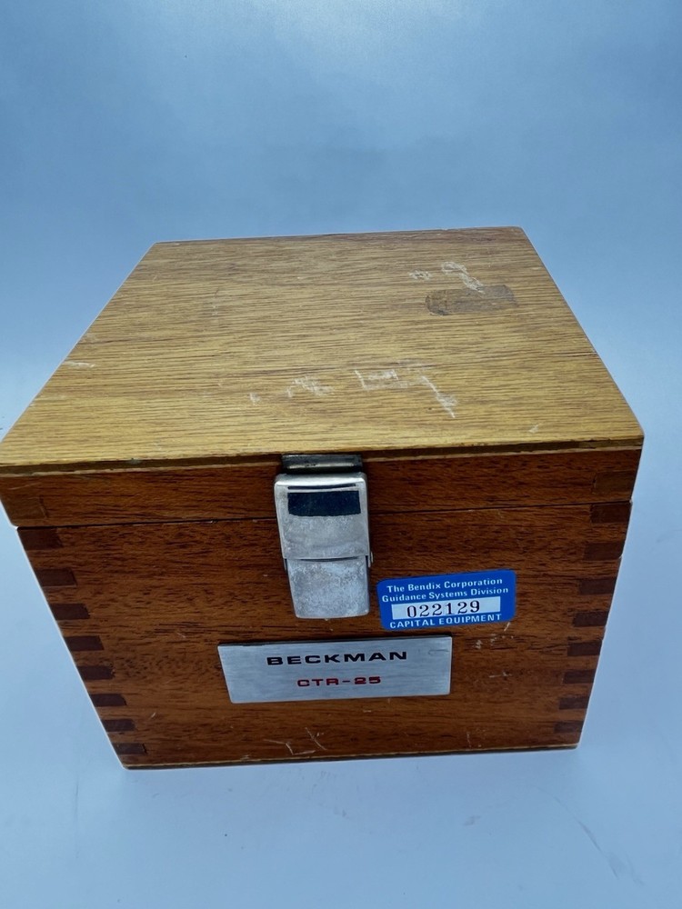 Scientific Instrument Box Empty From Beckman Bendex