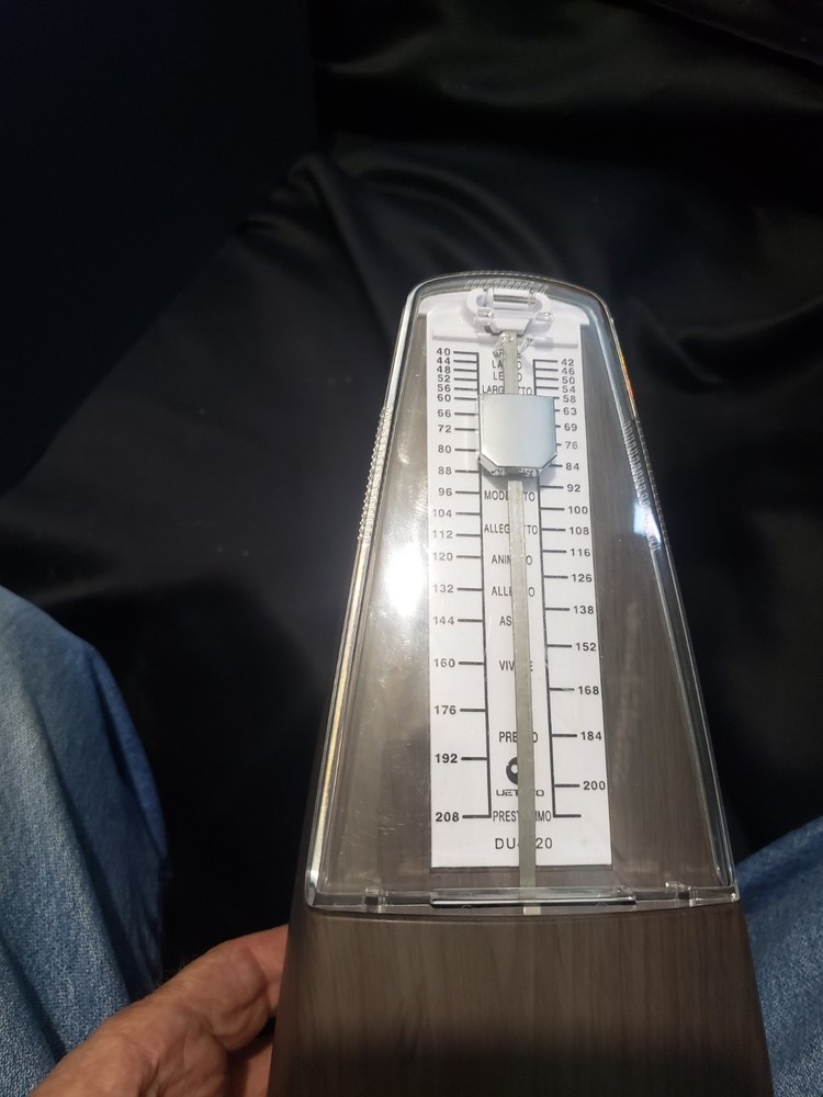 Ueteto DU-M-20 Mechanical Metronome NICE.