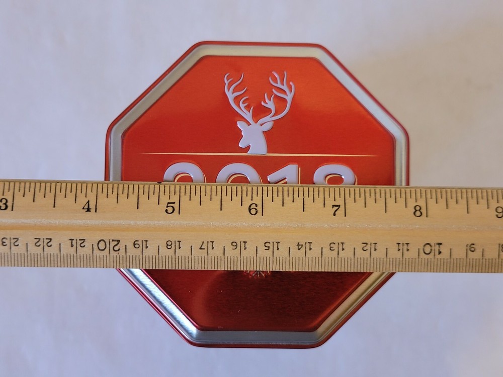 Aldi German 2018 Musical "O Christmas Tree" Christmas Cookie Tin - EMPTY