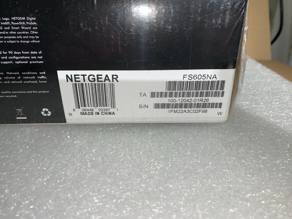 NetGear ProSafe FS605 5-Ports External Switch - NEW