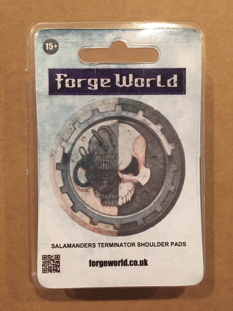 SALAMANDERS Terminator Shoulder Pads Forgeworld