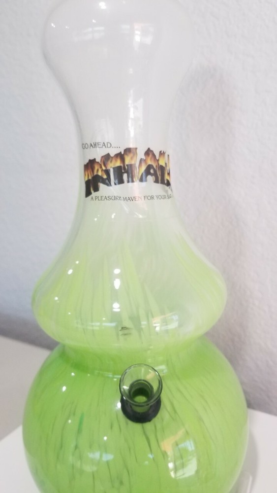 INHALE®️18" HEAVY DUTY SOFT GLASS GREEN WITH PULL STEM