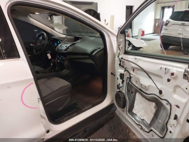 Fuse Box Engine Fits 17 ESCAPE 4595116