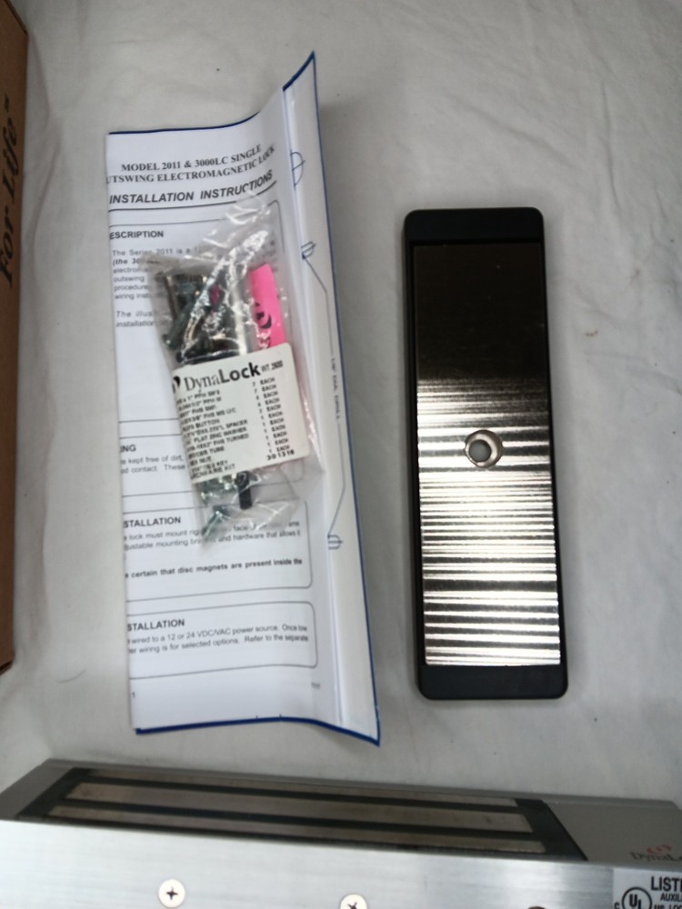 DynaLock 2011-US28 Surface Mount Electromagnetic Lock 12/24V