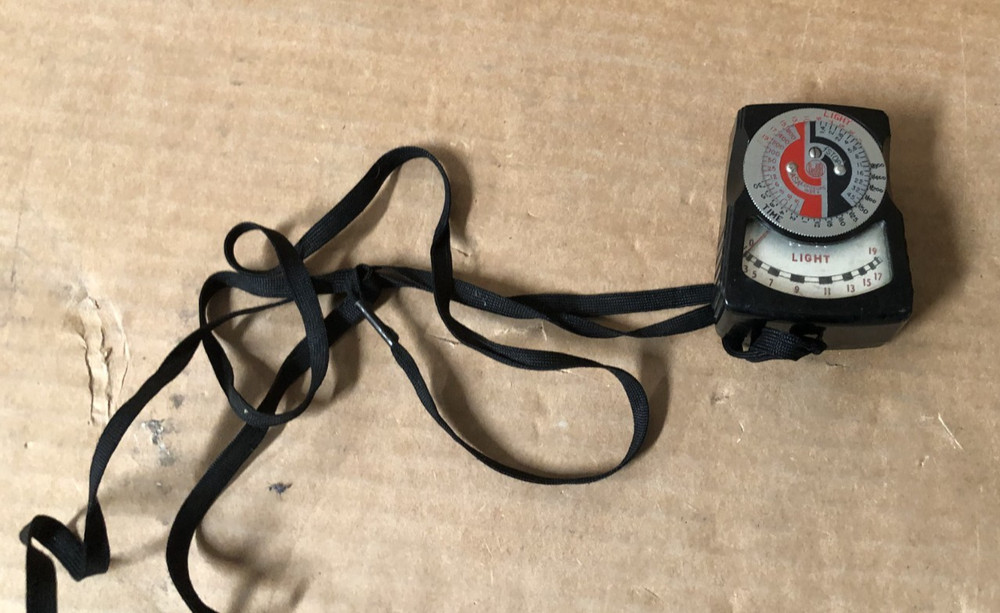Vintage DeJur Model 5-B Exposure Meter