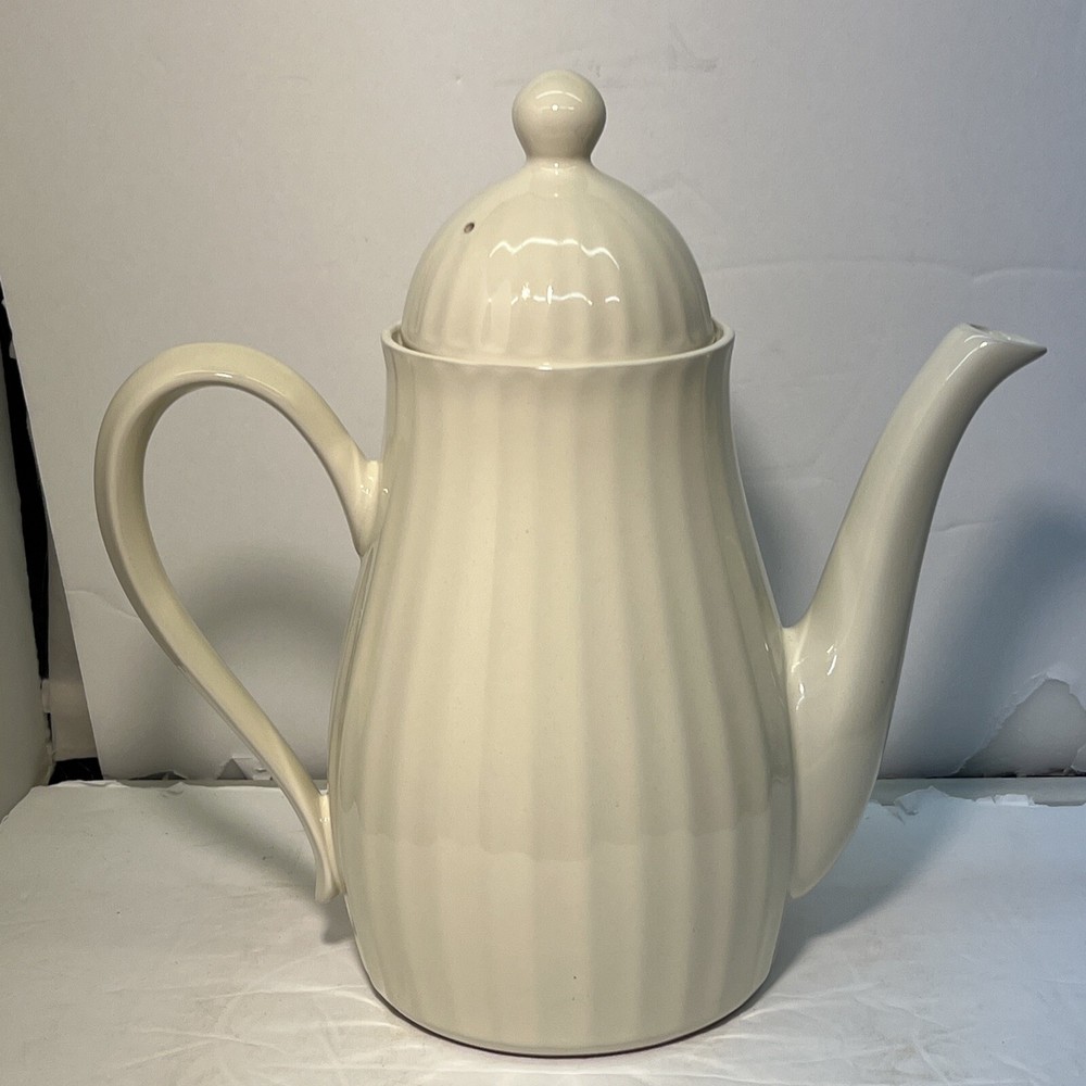 Nikko “Perception” Tall Coffee Pot Off White Japan