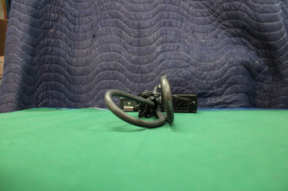 Extron Versa Tools P/2 DA2 Plus VGA/SVGA Distribution Amplifier