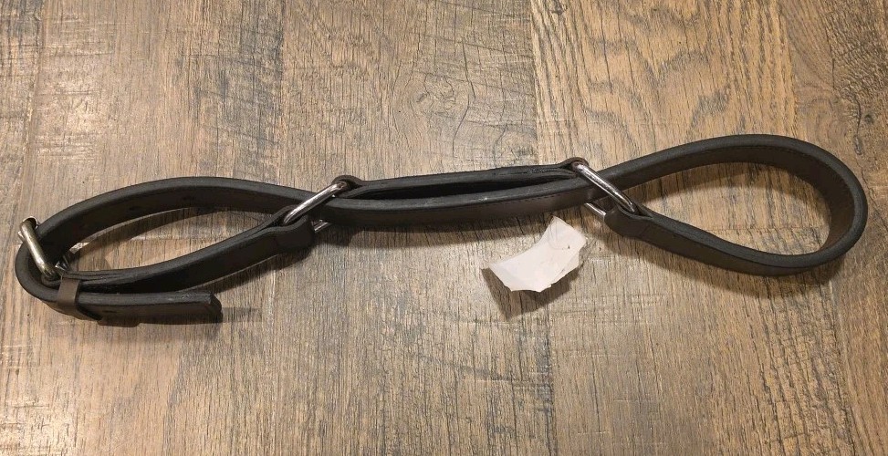 leather horse hobbles