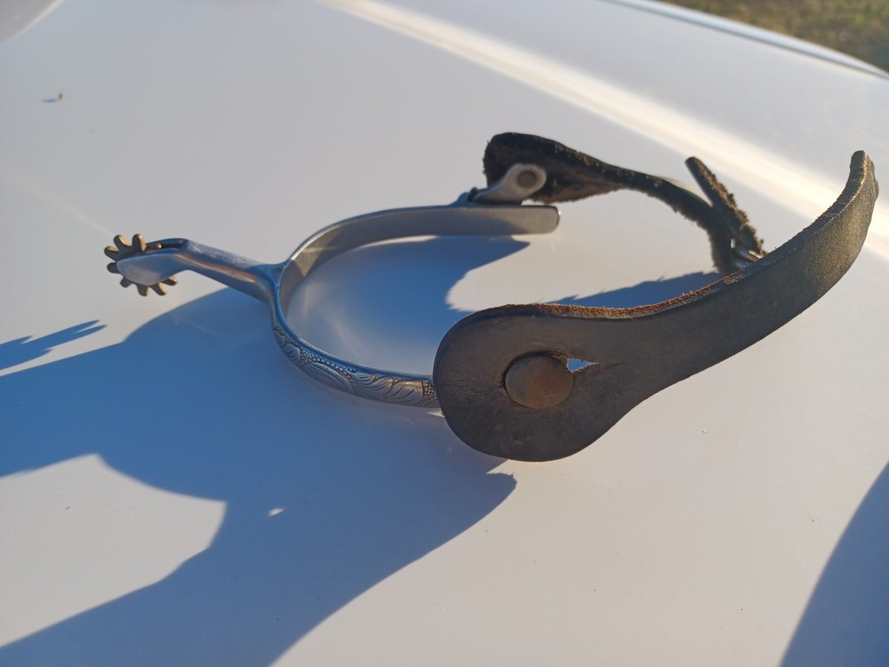 VTG Riding Spur W/leather Strap