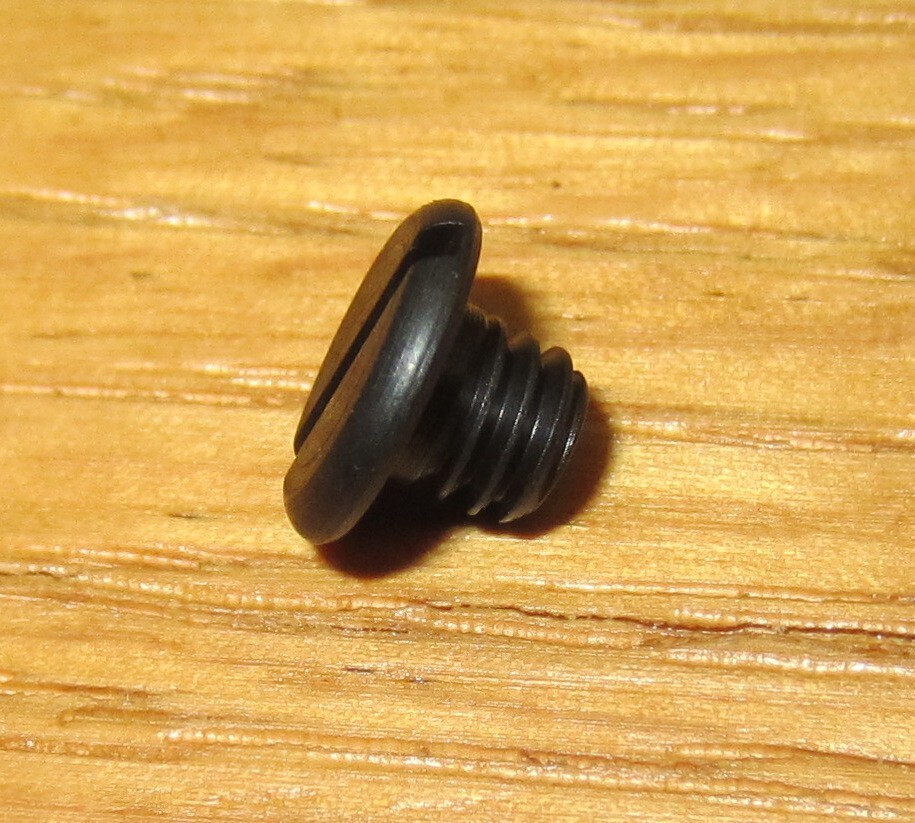 Mossberg 500 590 Ejector Screw