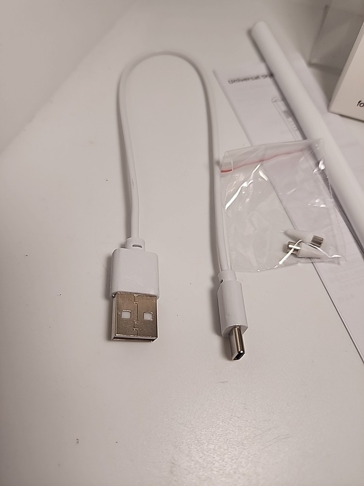 Universal Stylus Pen White for iOS/Android Phone & Tablets