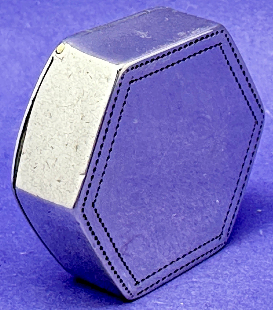 GEORGIAN SOLID SILVER HEXAGONAL HINGED LID PILL BOX BY JOHN TURNER B'HAM 1802
