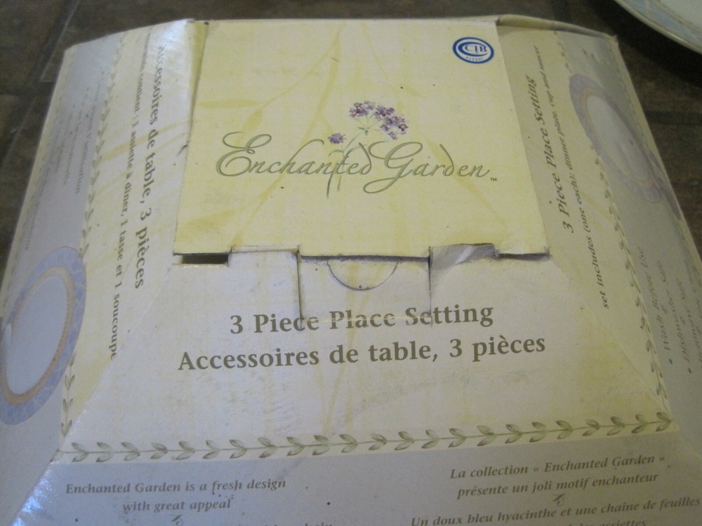 HERITAGE MINT ~ ENCHANTED GARDEN ~ (3) PC. PLACE SETTING, NIB