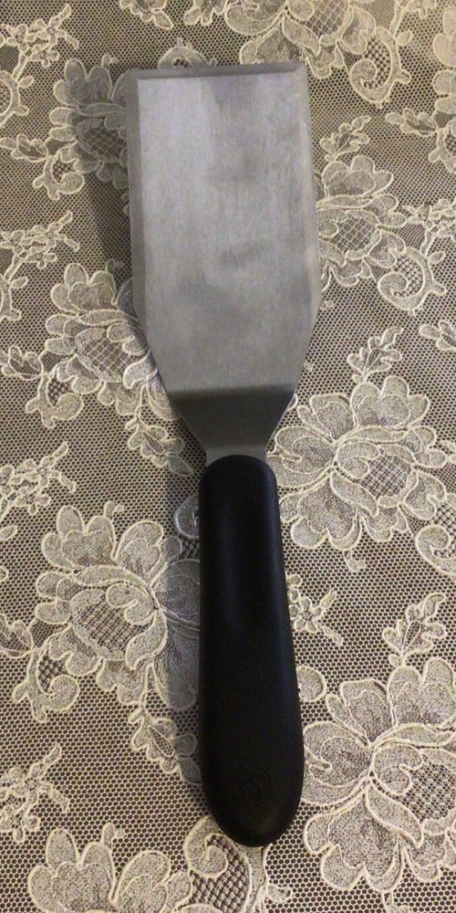 Pampered Chef Large Serving Spatula #2626 11.5” Black Handle Stainless Blade EUC