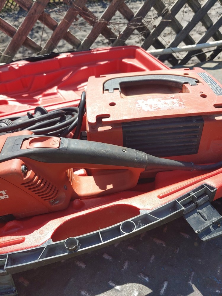 Hilti DG150 Electric Concrete Surface Grinder. DPC 20 Power Source.