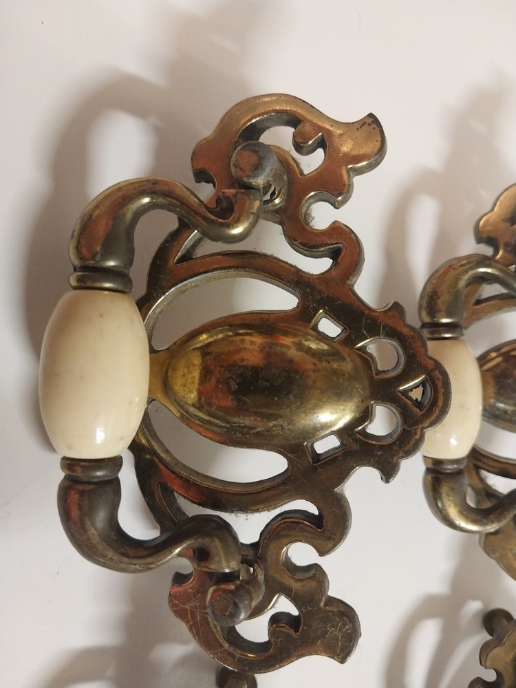Vintage Set 6 Drawer Pulls & 4 Knobs Matching Brass and White Ceramic