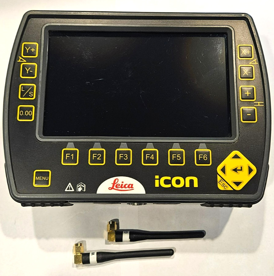 Leica MC iCP41 3D Panel Excavator w. Antenna, Untested