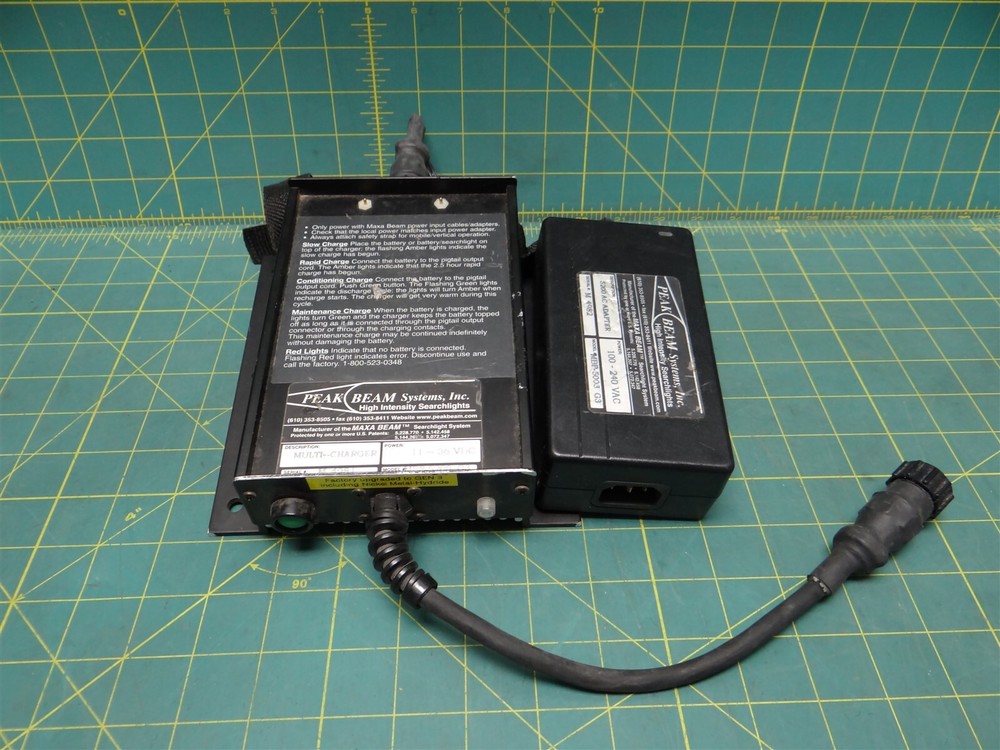 Peak Beam Systems Multi-Charger MBP-5200 G3 11-36 VDC for Maxabeam Search System