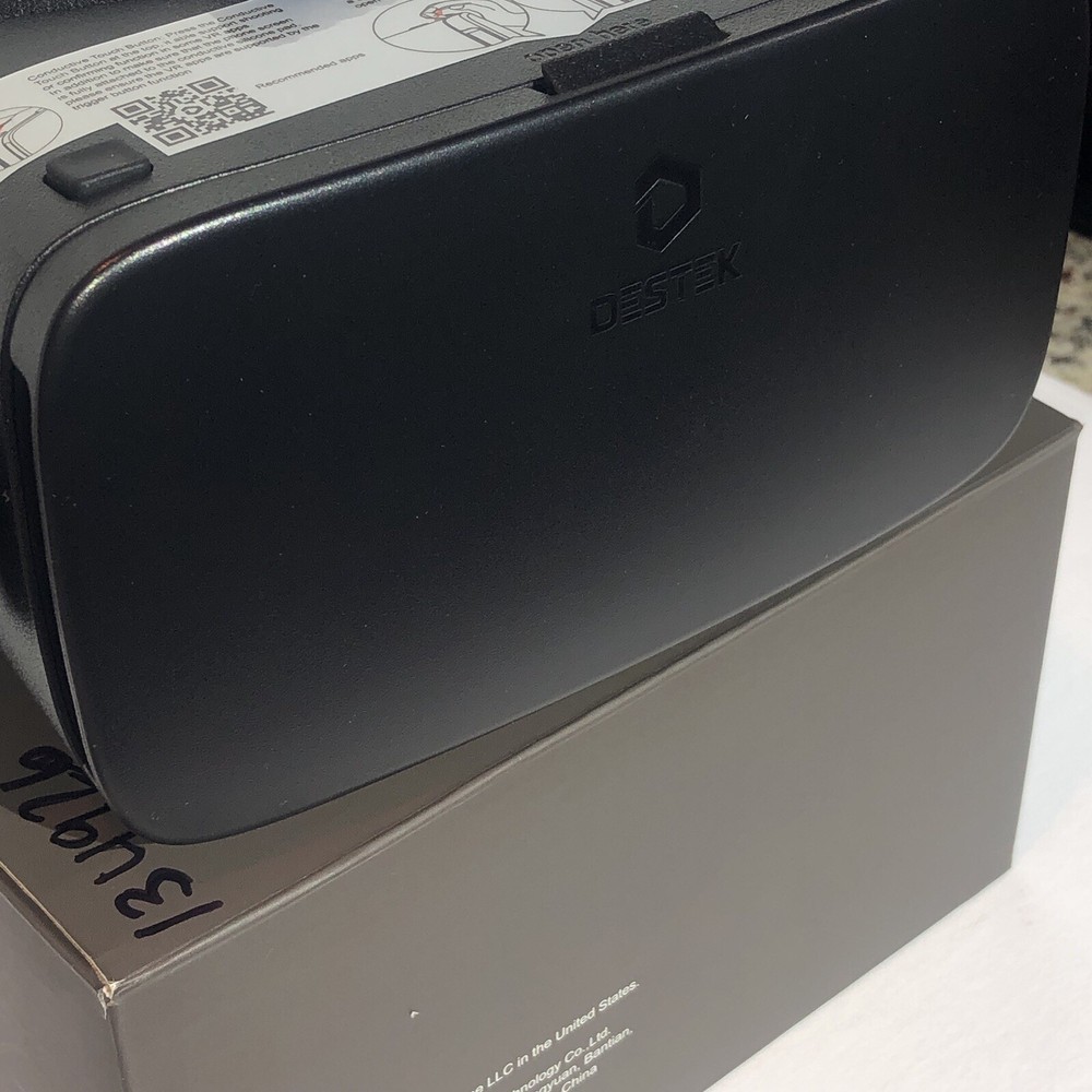 DESTEK V5 VR Headset/iPhone 13/12/11 /Samsung/Android with Controller/Black