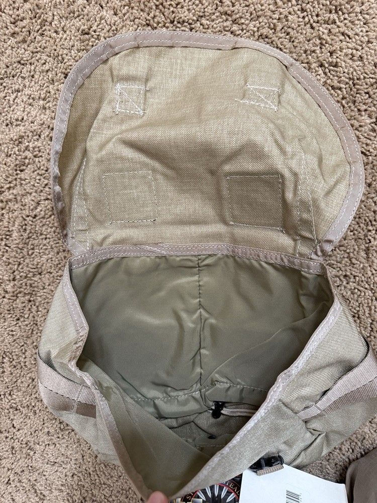 Rare Oldgen Blackhawk! Tan Alice buttpack brand new