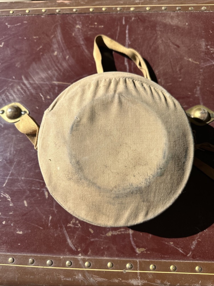 Vintage Pablo Canteen
