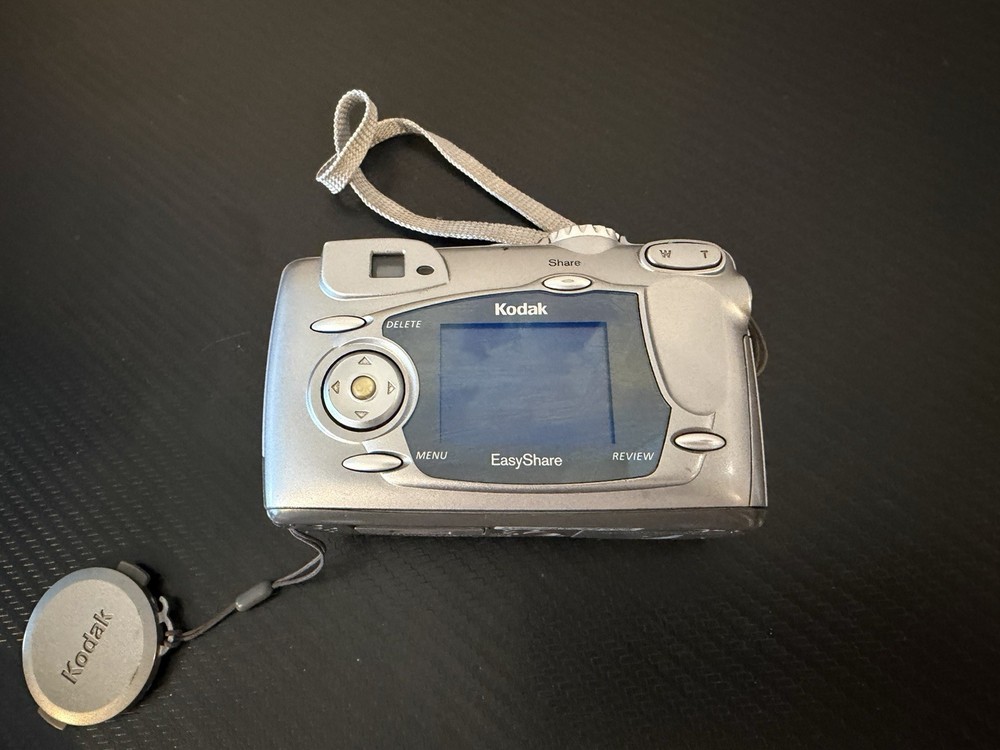 Kodak EasyShare DX4330 Digital Camera, Dock , Tested Working