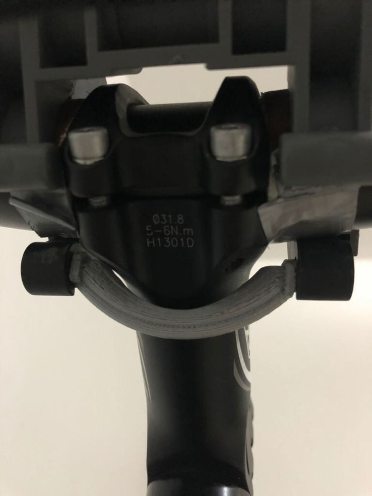 Replacement Tacx handlebar tablet support: part T2094.08