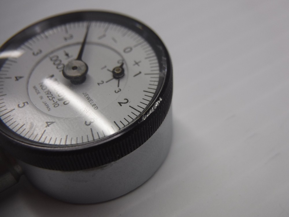 Mitutoyo No. 1925-10 .0001" Dial Indicator