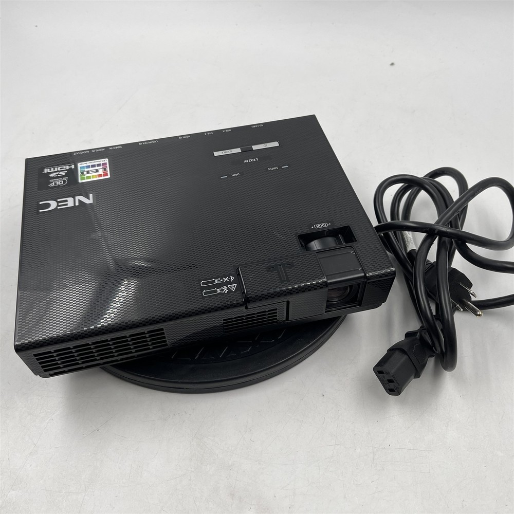 NEC NP-L102W Projector