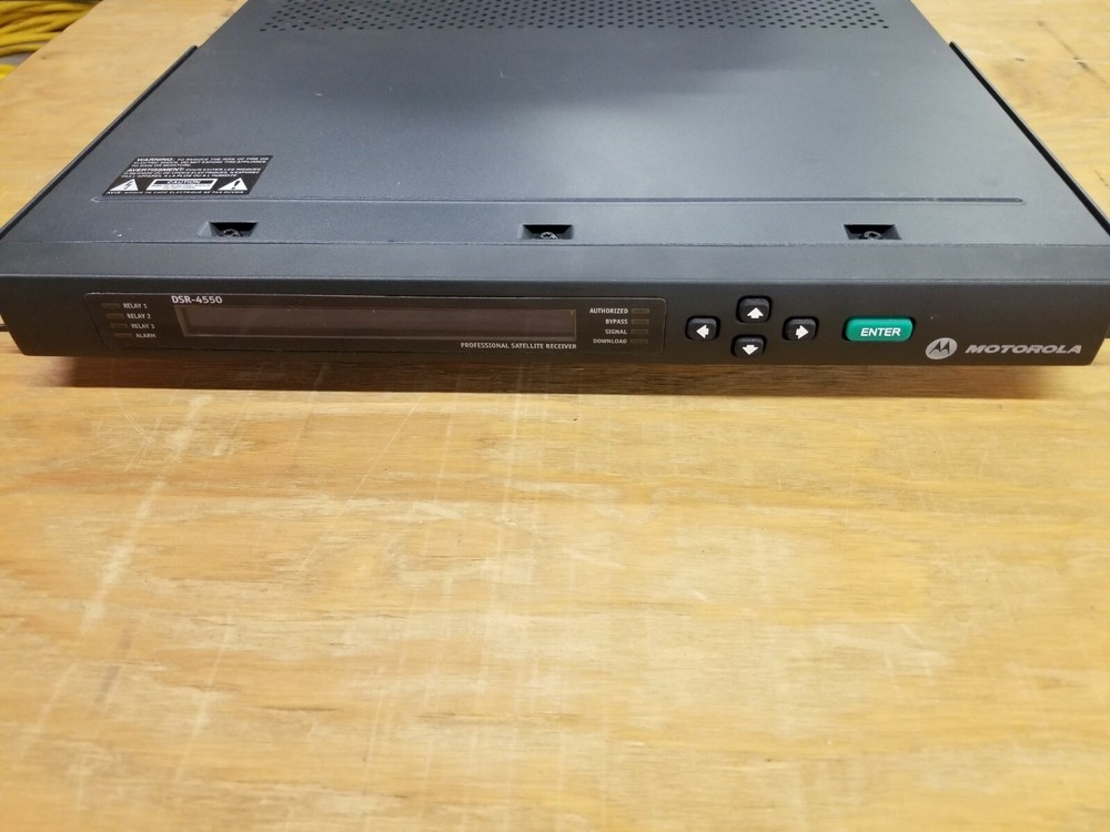 Motorola DSR-4550 Commercial Integrated Satellite Receiver/Decoder