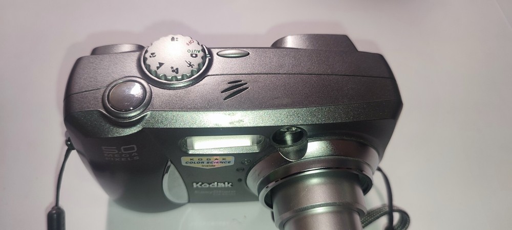 Kodak EasyShare DX4530 5.0MP Compact Digital Camera Silver