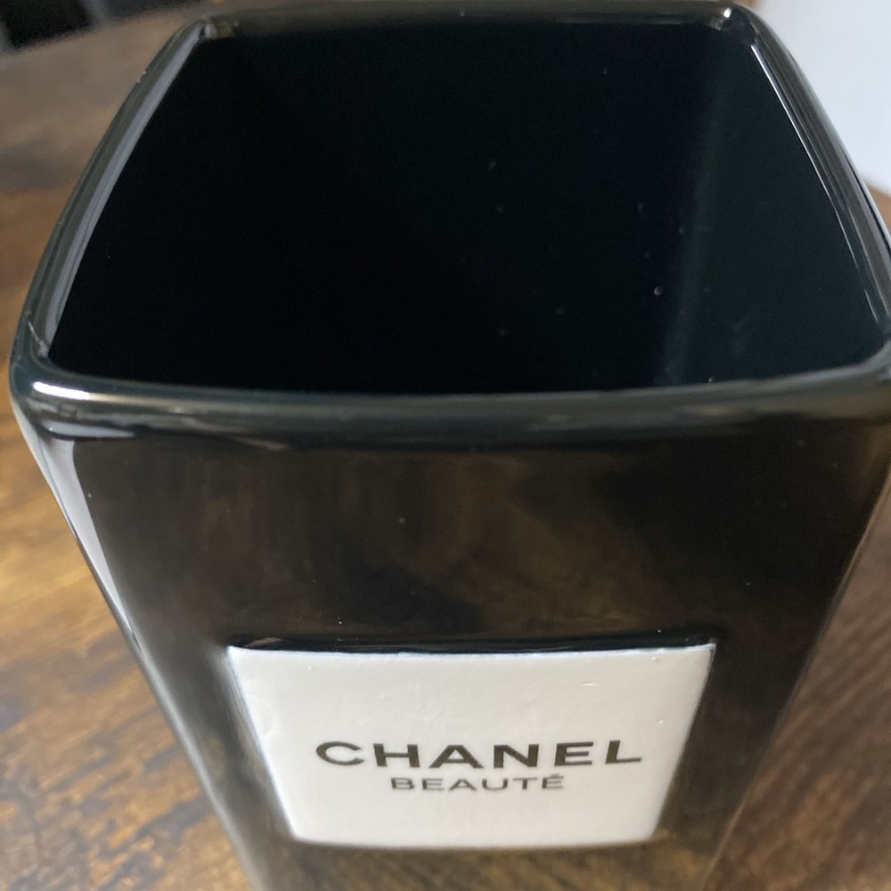 Chanel - Makeup Brush Stand novelty jp
