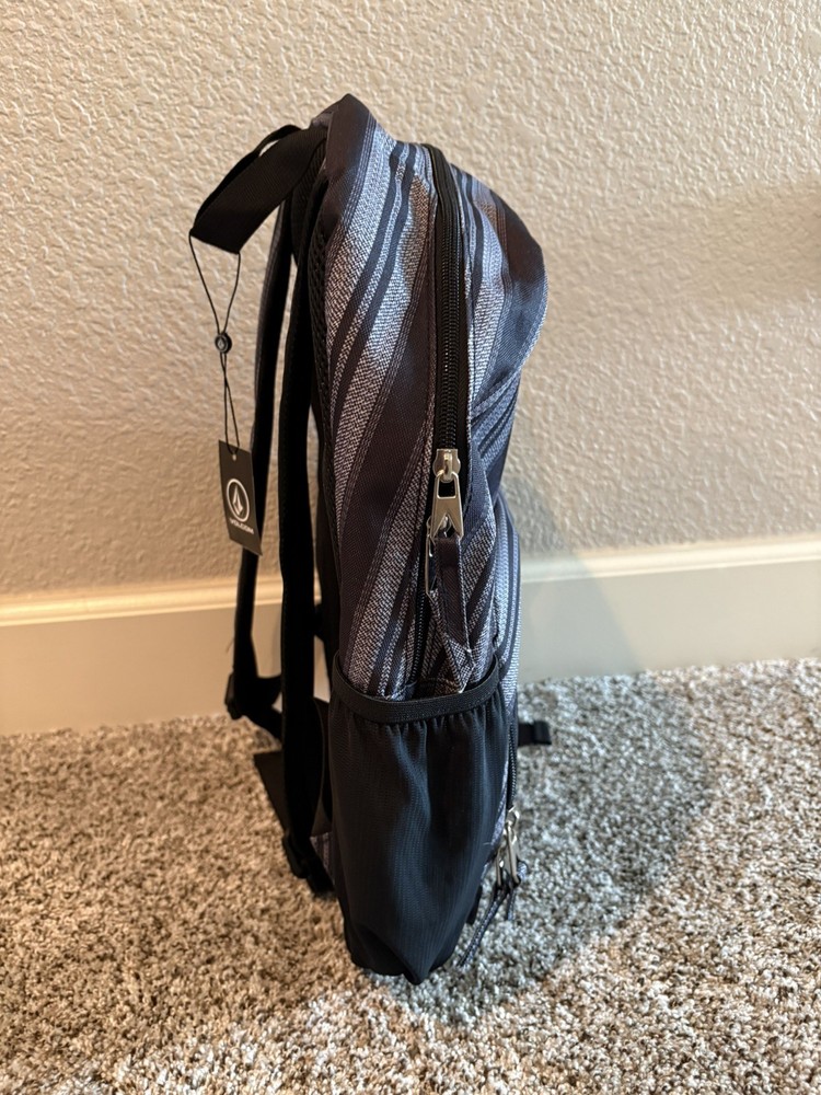 VOLCOM GREY & BLACK STRIPED UNISEX SUNSTONE BACKPACK , NEW WITH TAGS