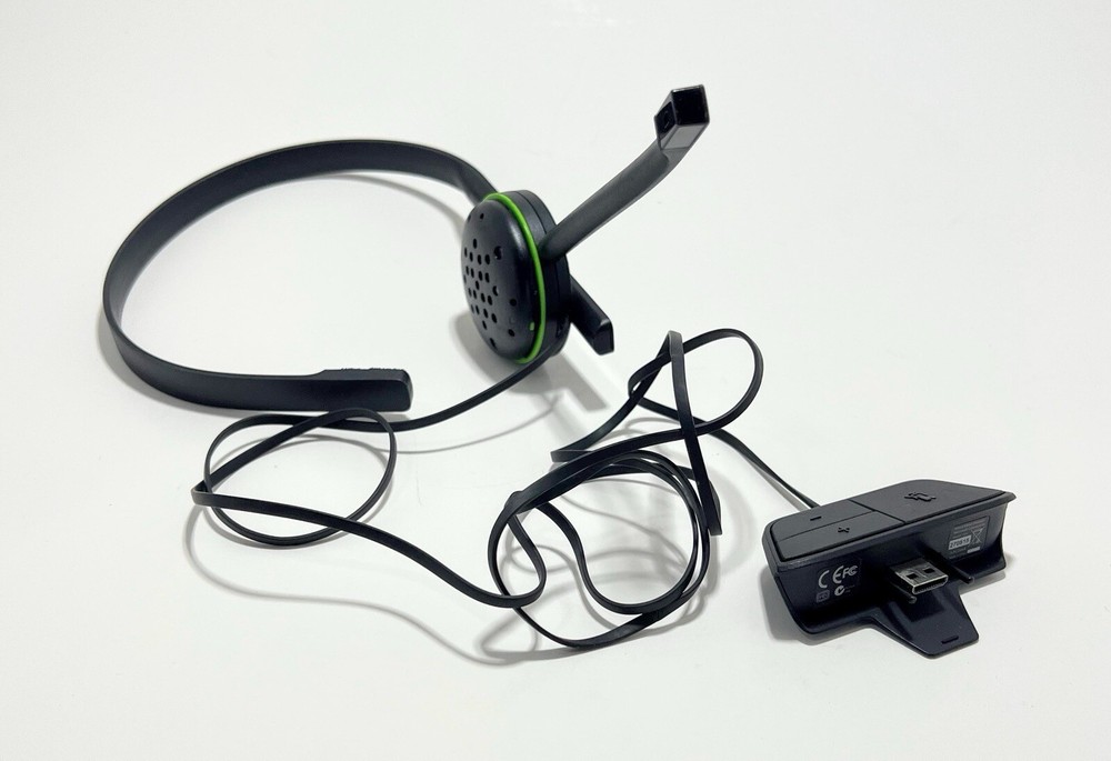 Microsoft 1564 Wired Chat Headset For Xbox One & Windows 10