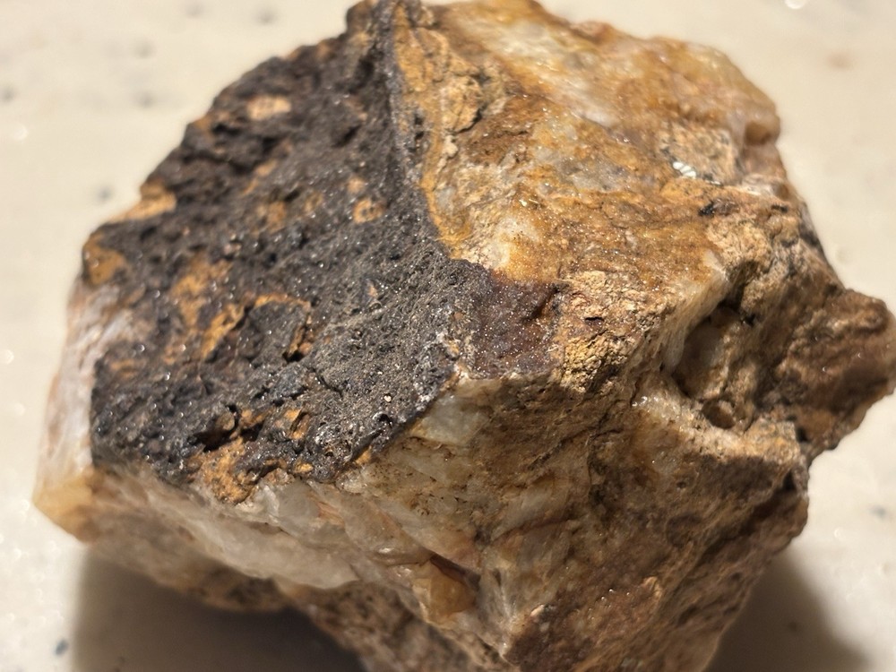 quartz gold ore 1.07 lb
