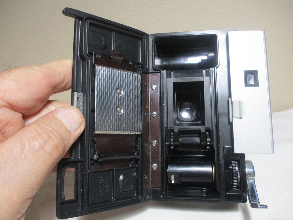 ARGUS AUTRONIC 35 MM CAMERA OWNERS MANUAL ORIGINAL LEATHER CASE