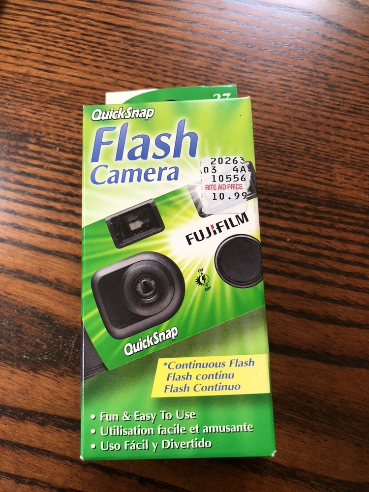 FujiFilm Quick Snap Flash Camera - Exp 2013-02 - Sealed Package