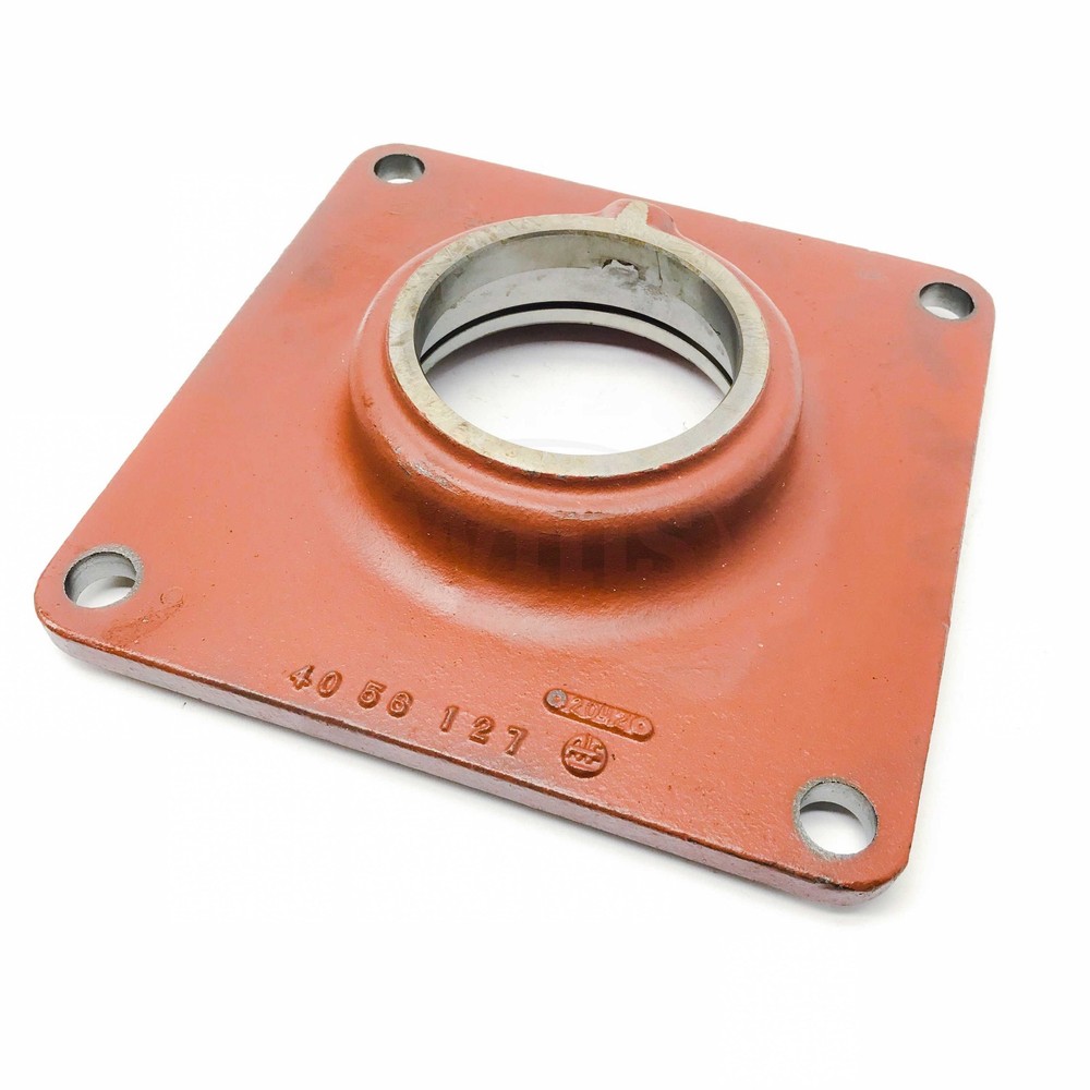 John Deere 4056127 Adapter