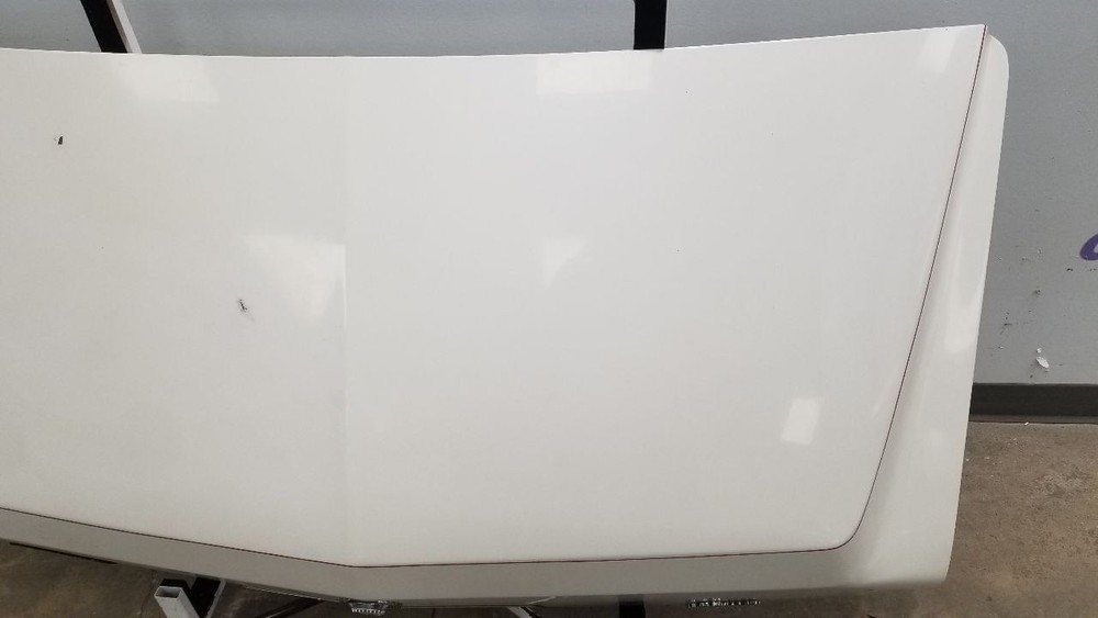 1977 CADILLAC ELDORADO BIARRITZ COMPLETE REAR TRUNK DECKLID ASSEMBLY WHITE