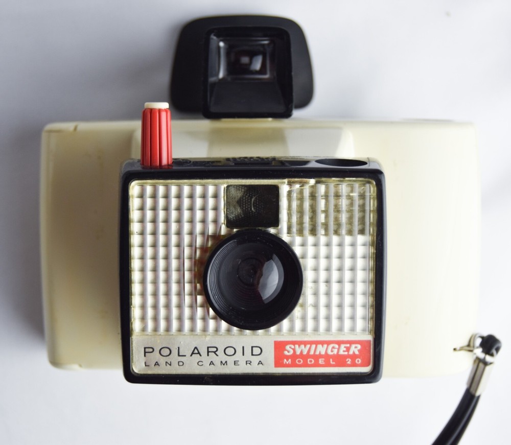 Polaroid Land Camera Swinger Model 20