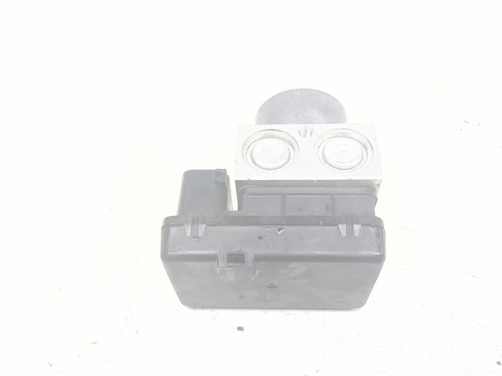 12-16 Harley Davidson Dyna FLD Switchback ABS Pump Module