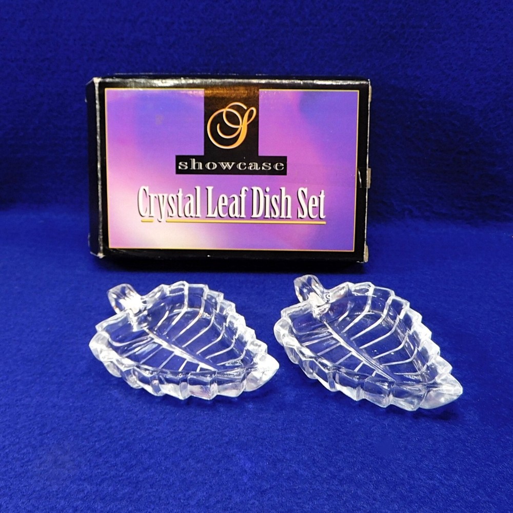 Showcase Crystal Leaf Dish Set of 2 Original box