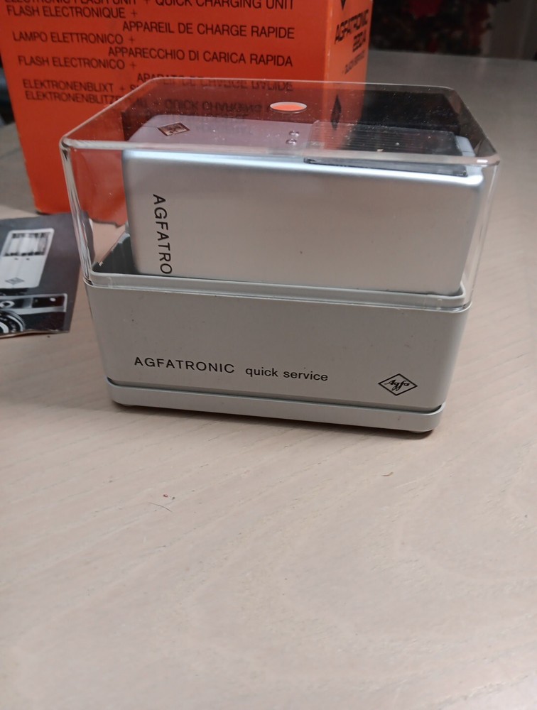 Agfatronic 220 A German Flash With Quick Service
