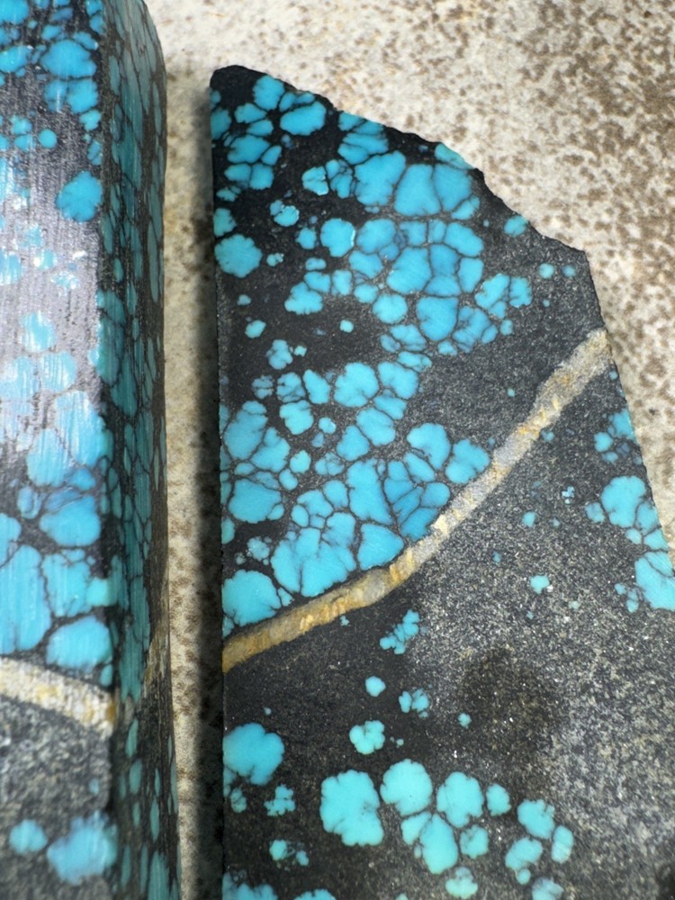 Stabilized hubei turquoise rough cloud mountain