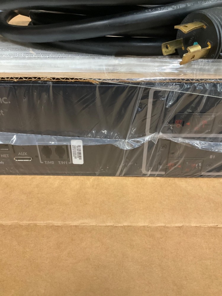 Server Technology CS-12HD2C454A3 Smart PDU