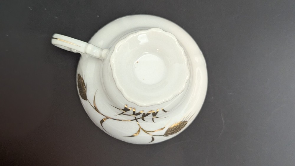 White & Gold W/ Embossed Pattern And Gold Painted Wheat Pattern On Cup