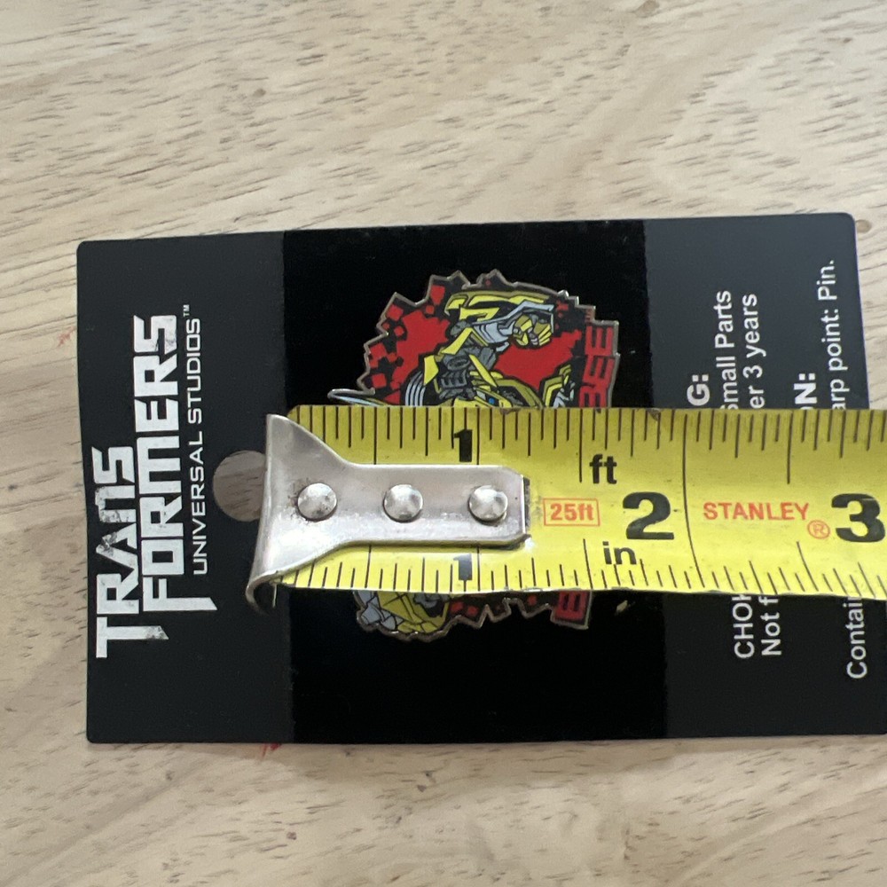 Universal Studios Hasbro Bumblebee Pin Trading